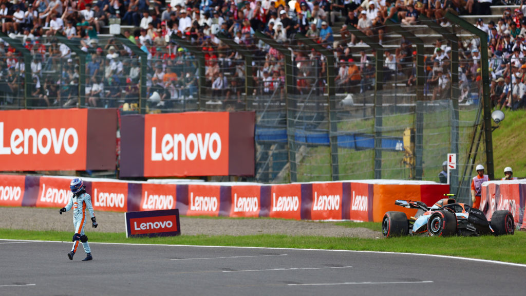 Williams F1 driver Logan Sargeant crashes in Grand Prix of Japan - Qualifying