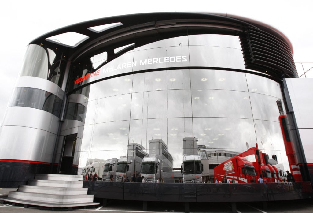 AUTO-F1-SILVERSTONE-MCLAREN-MERCEDES