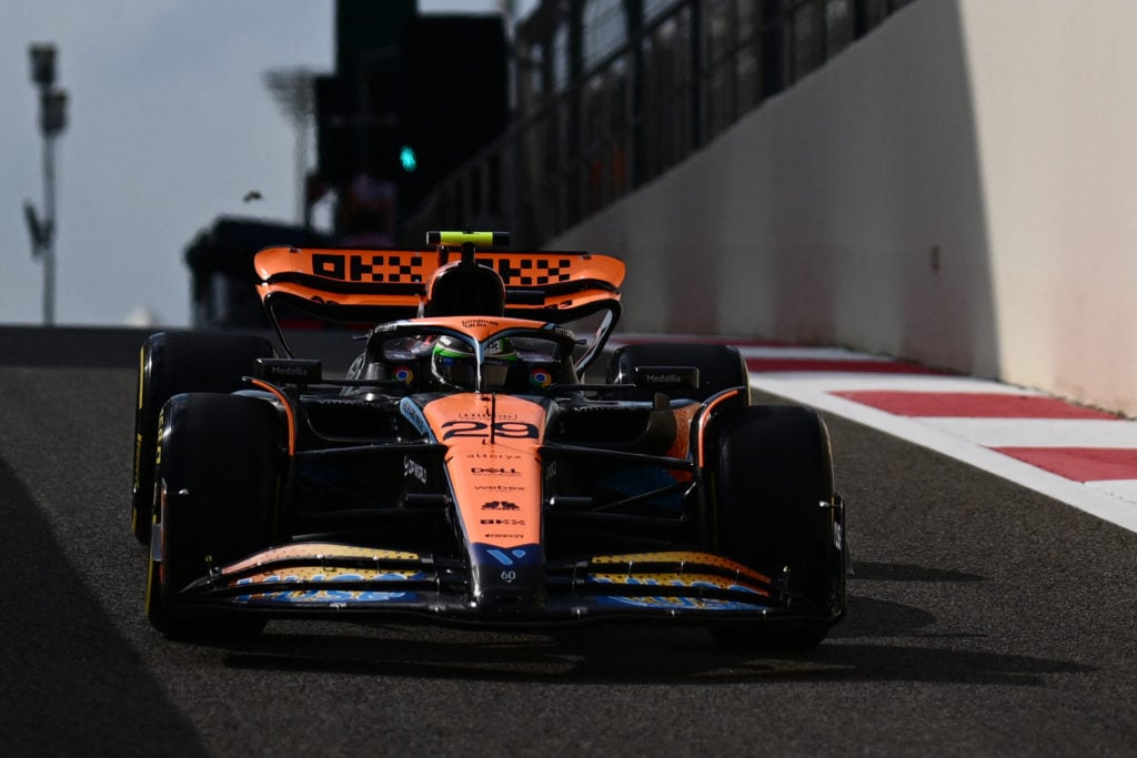AUTO-PRIX-F1-UAE-PRACTICE