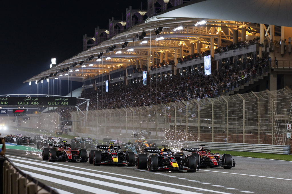 Start of 2023 F1 Bahrain GP as 2024 race moves to Saturday