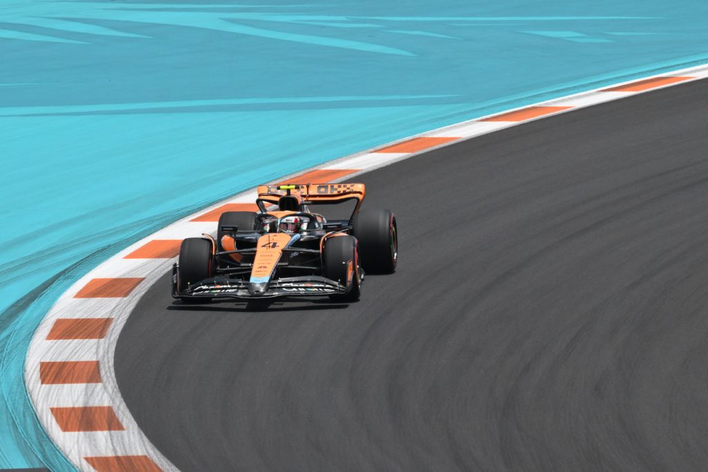 AUTO-PRIX-F1-USA-PRACTICE3
