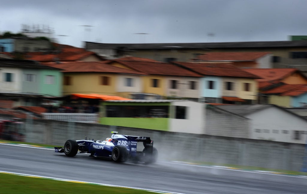 Nico Hulkenberg takes first F1 pole position as rookie for Williams at 2010 Brazilian GP in Sao Paulo