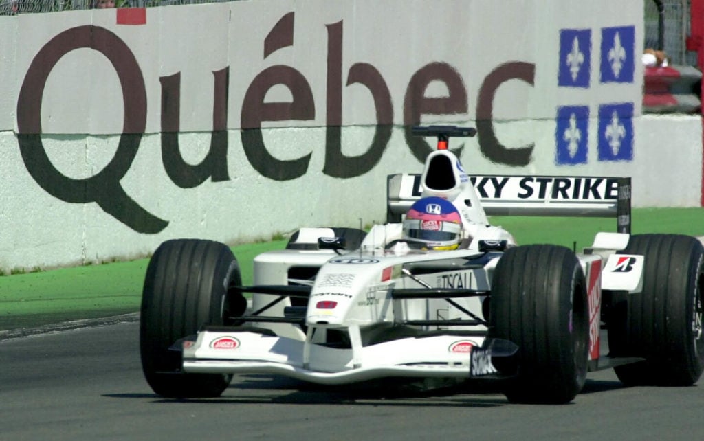 Jacques Villeneuve Juan Pablo Montoya at 2001 F1 Canadian GP