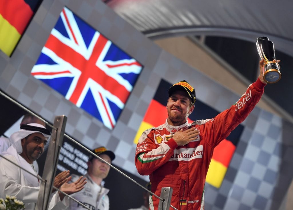 AUTO-PRIX-F1-UAE-PODIUM