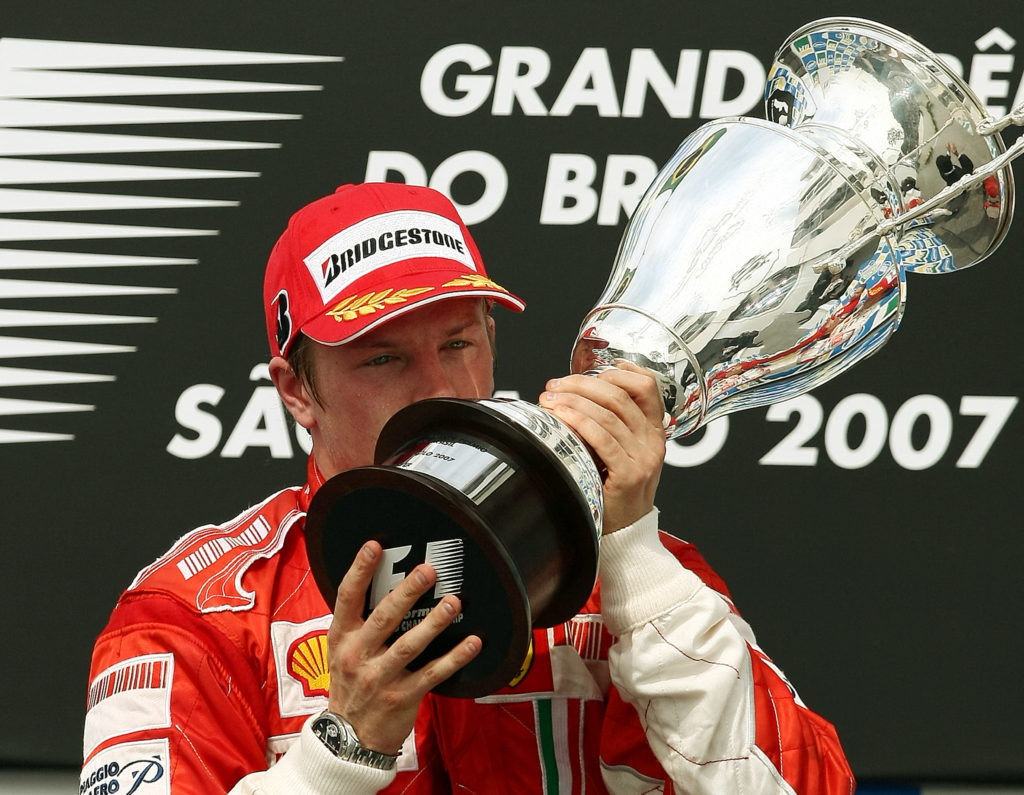 TOPSHOT-AUTO-PRIX-BRA-PODIUM-RAIKKONEN-TROPHY