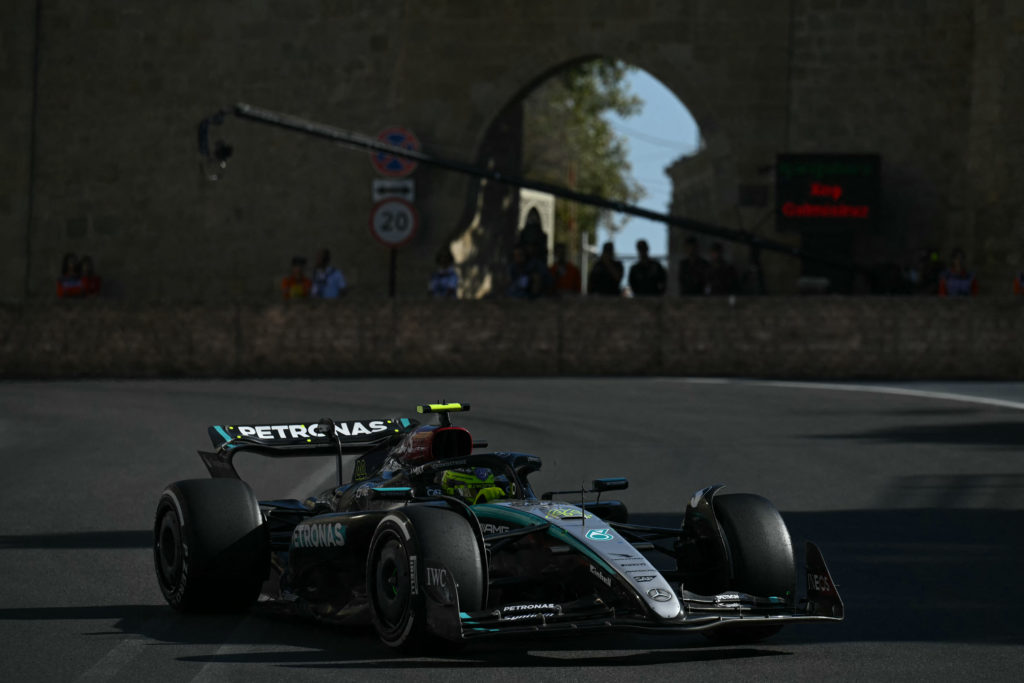 AUTO-PRIX-F1-AZE