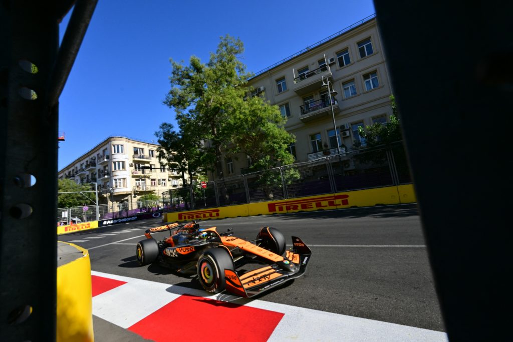 AUTO-PRIX-F1-AZE