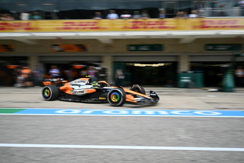 AUTO-PRIX-F1-USA-PRACTICE