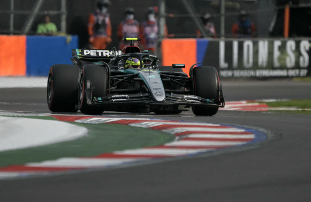 AUTO-PRIX-F1-MEX-QUALIFYING-SESSION