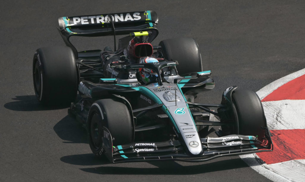 AUTO-PRIX-F1-MEX-PRACTICE