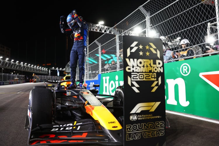 Photo by Mark Thompson/Getty Images