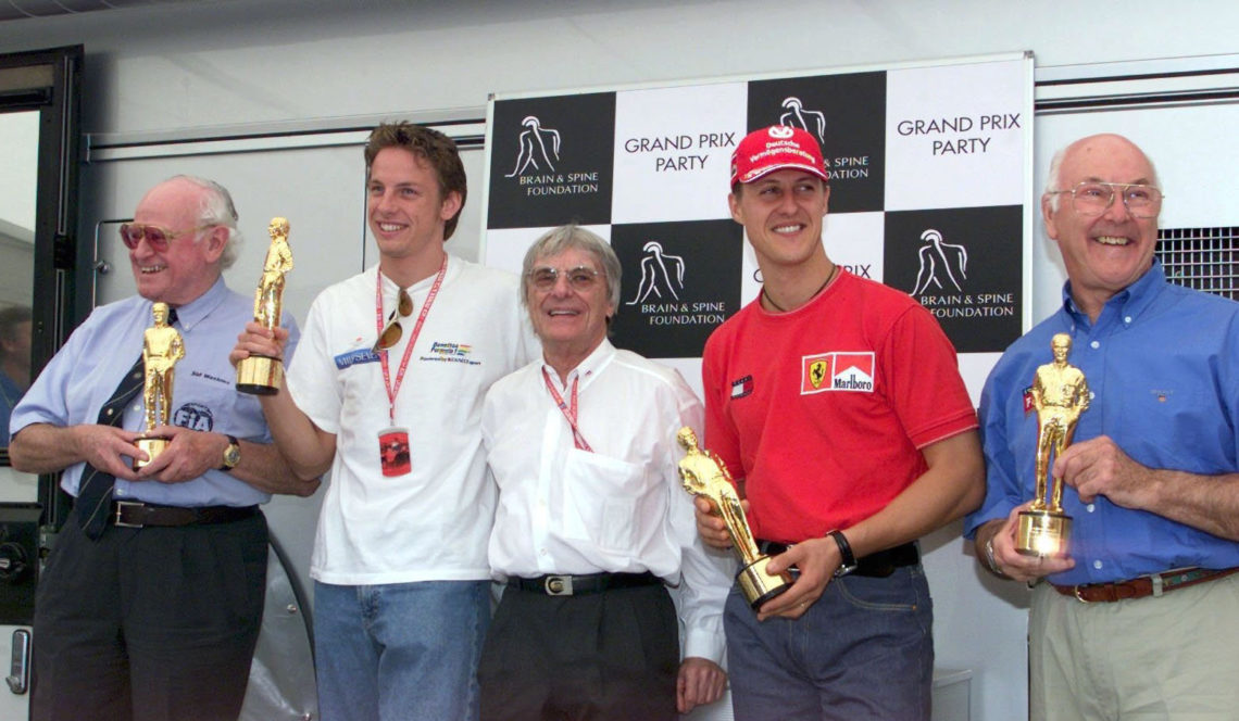 BARCELONA, SPAIN - APRIL 28:  GP VON SPANIEN 2001, Barcelona; BRAINE & SPINE FOUNDATION/VERLEIHUNG FORMEL 1 "OSCAR"; Sid WATKINS (Bester RENNAR...