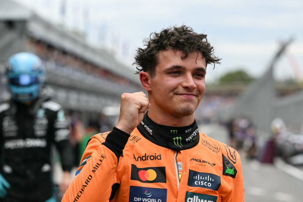 TOPSHOT-AUTO-PRIX-F1-AUS-QUALIFYING
