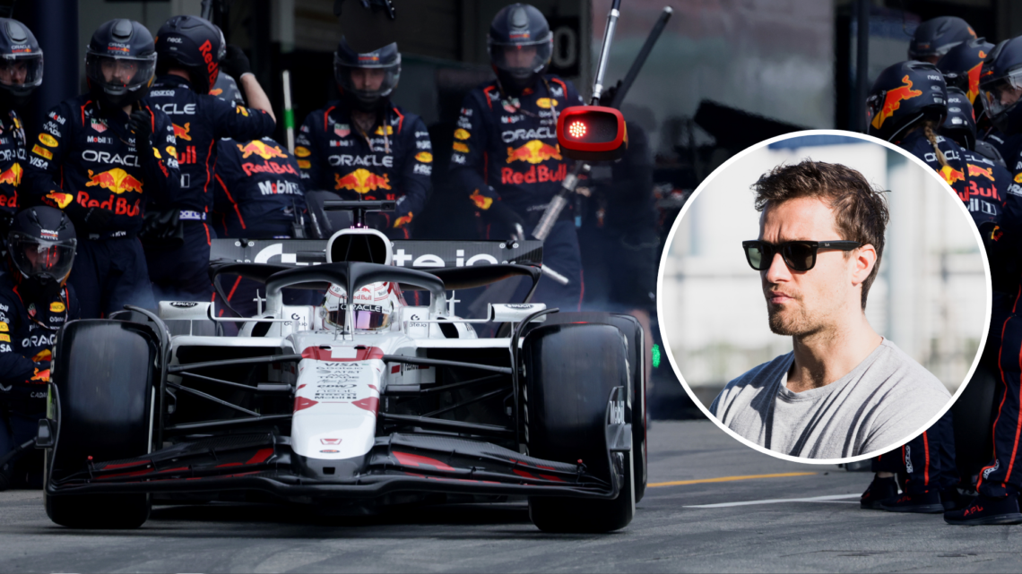 Jolyon Palmer disputes Max Verstappen claim in Japanese GP.