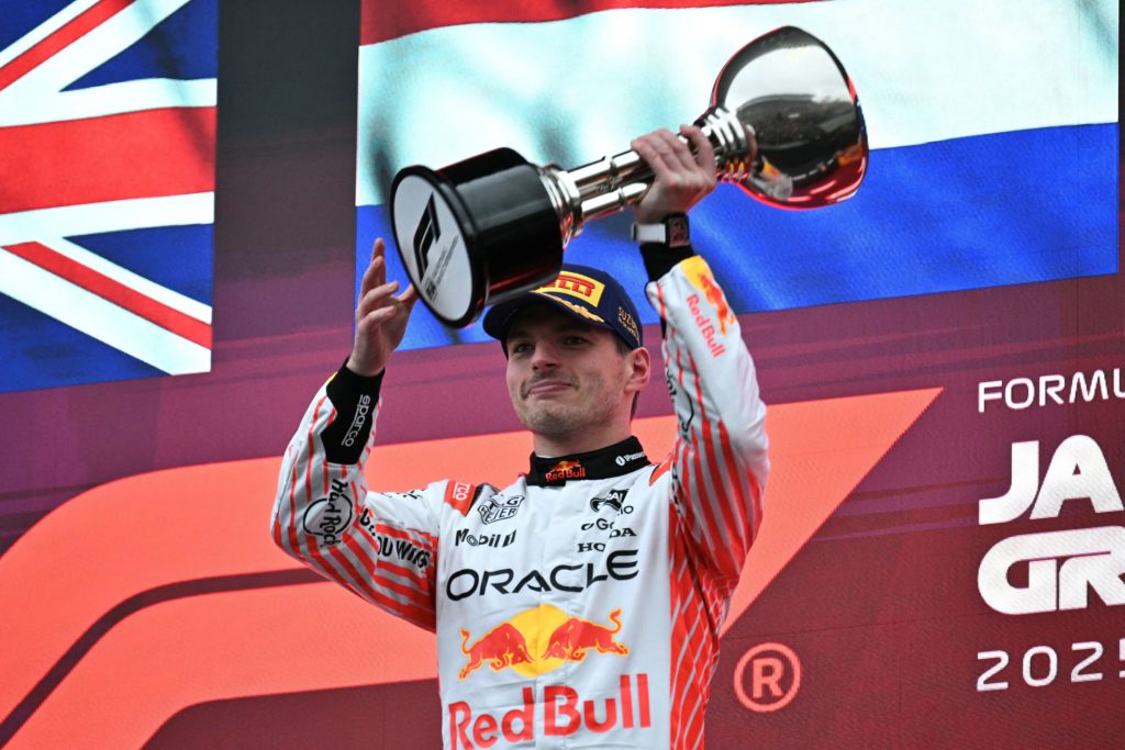 TOPSHOT-AUTO-PRIX-F1-JPN-PODIUM