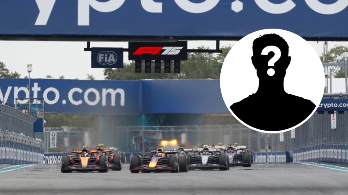 An image of Max Verstappen and Lando Norris leading the pack into the first corner at the Miami Grand Prix