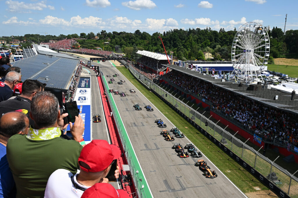 McLaren driver Oscar Piastri leads the start of the 2025 F1 Emilia Romagna Grand Prix at Imola