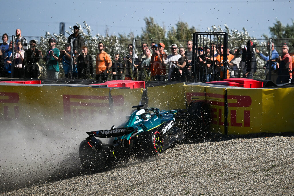 Aston Martin driver Lance Stroll crashes during qualifying for the 2025 F1 Dutch Grand Prix at Zandvoort