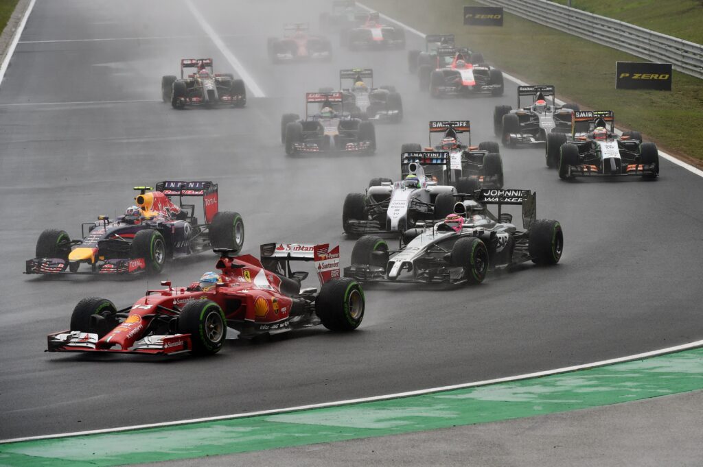 The start of the Hungarian Grand Prix led by Fernando Alonso