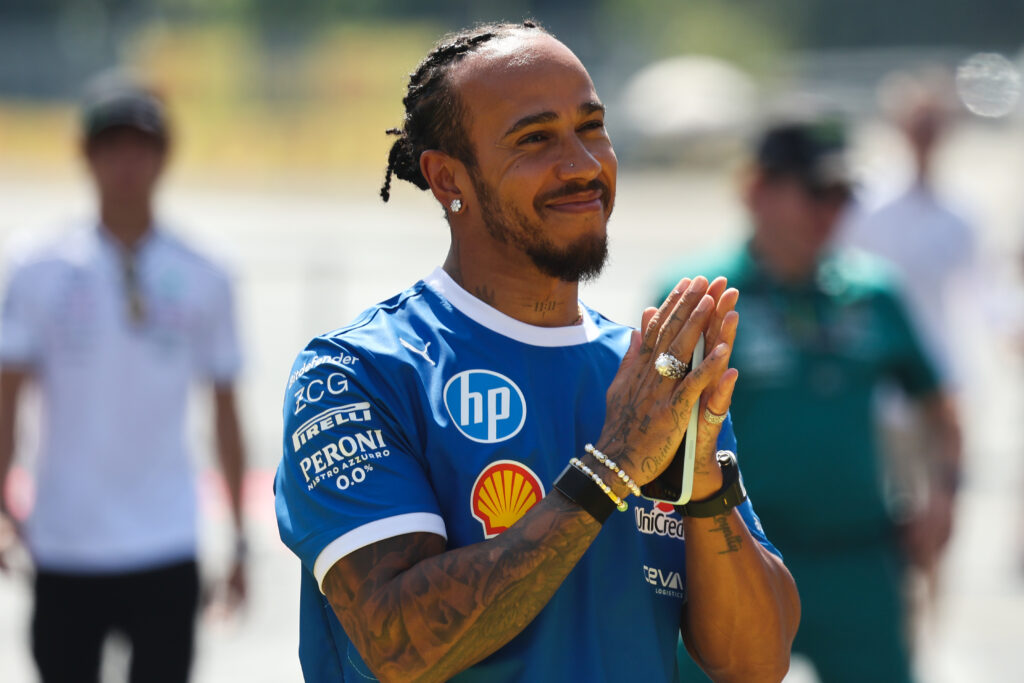 Lewis Hamilton applauds the Ferrari fans on the Italian Grand Prix grid