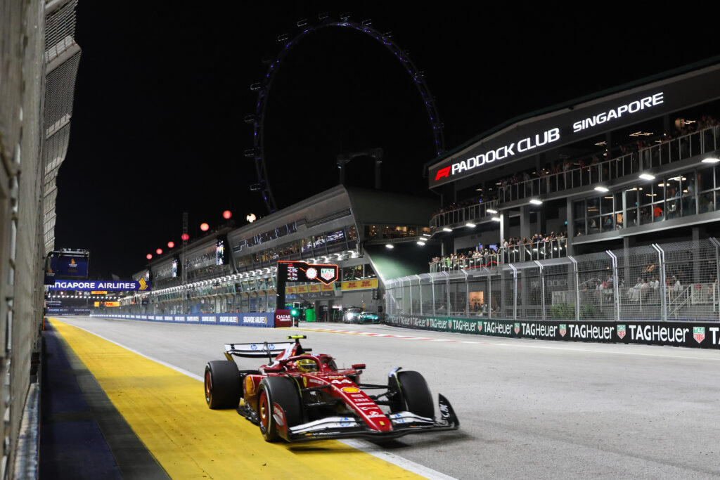 Ferrari driver Lewis Hamilton racing at the 2025 Formula 1 Singapore Grand Prix