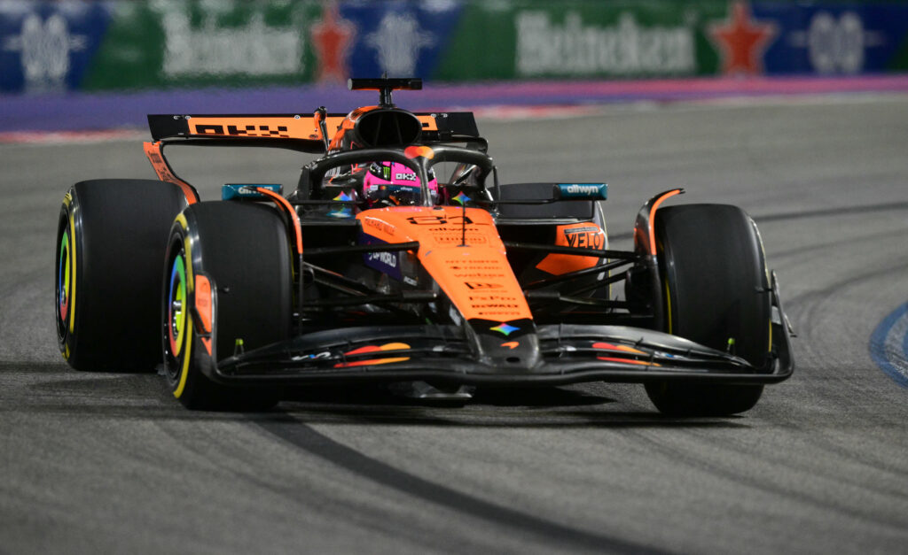 McLaren driver Oscar Piastri racing at the 2025 Formula 1 Las Vegas Grand Prix