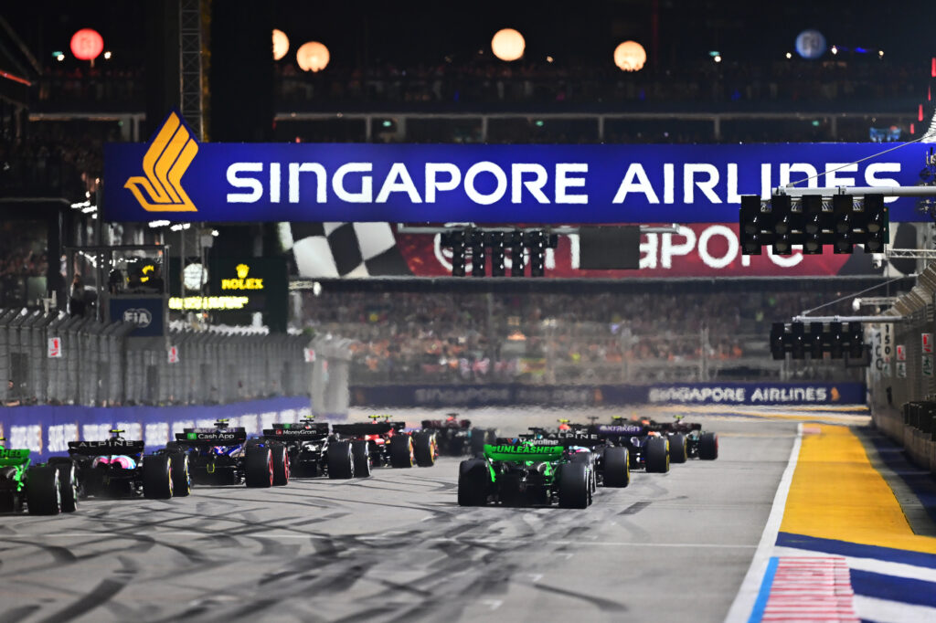 A reverse shot of the grid for the 2024 Singapore Grand Prix