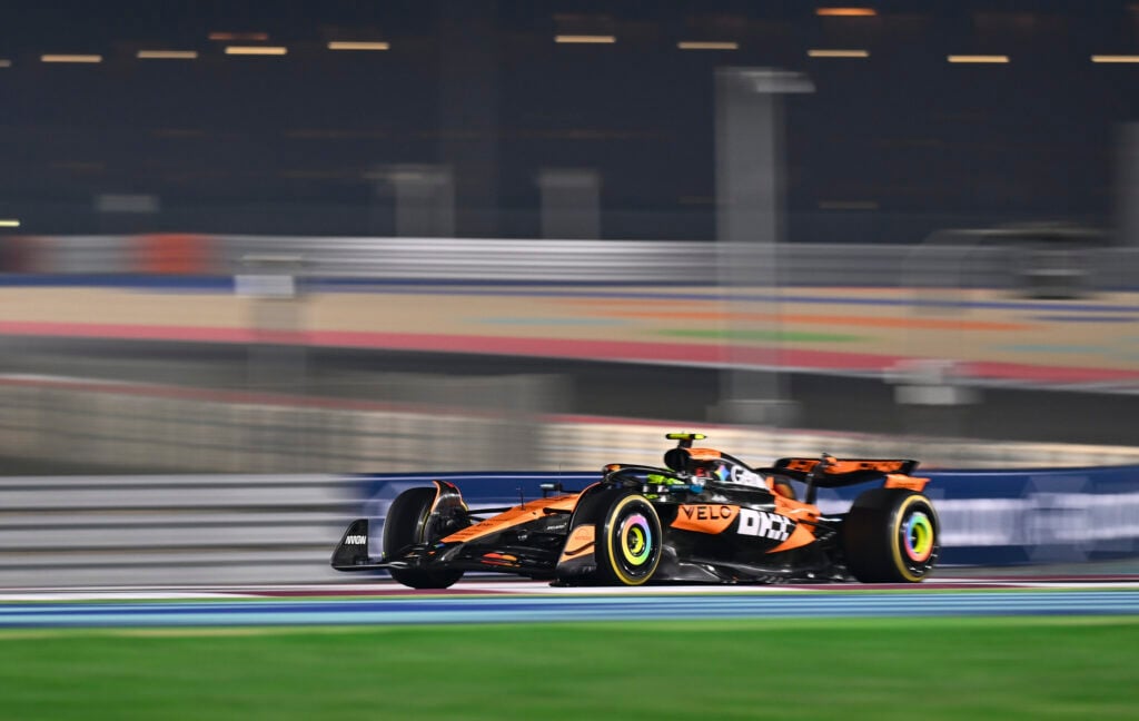 McLaren driver Oscar Piastri racing at the 2025 Formula 1 Qatar Grand Prix