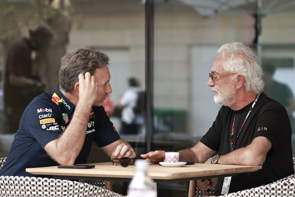 Christian Horner speaking to Flavio Briatore at the 2024 Formula 1 Qatar Grand Prix