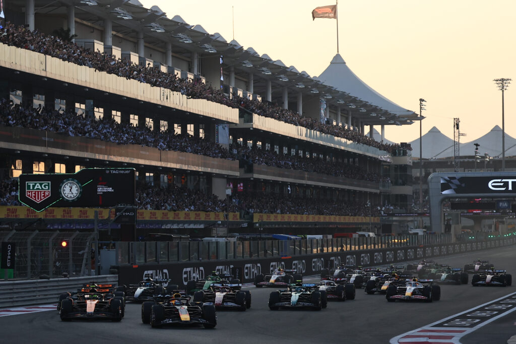 The start of the 2025 Formula 1 Abu Dhabi Grand Prix