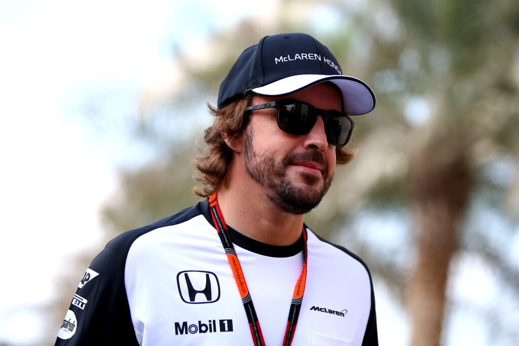 Fernando Alonso racing for McLaren-Honda at the 2015 Abu Dhabi Grand Prix