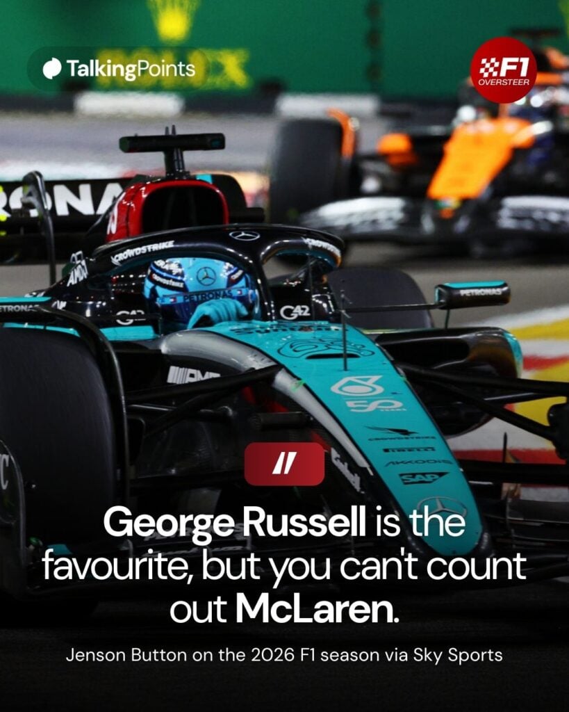 George Russell leading Oscar Piastri in the 2025 Singapore Grand Prix.
