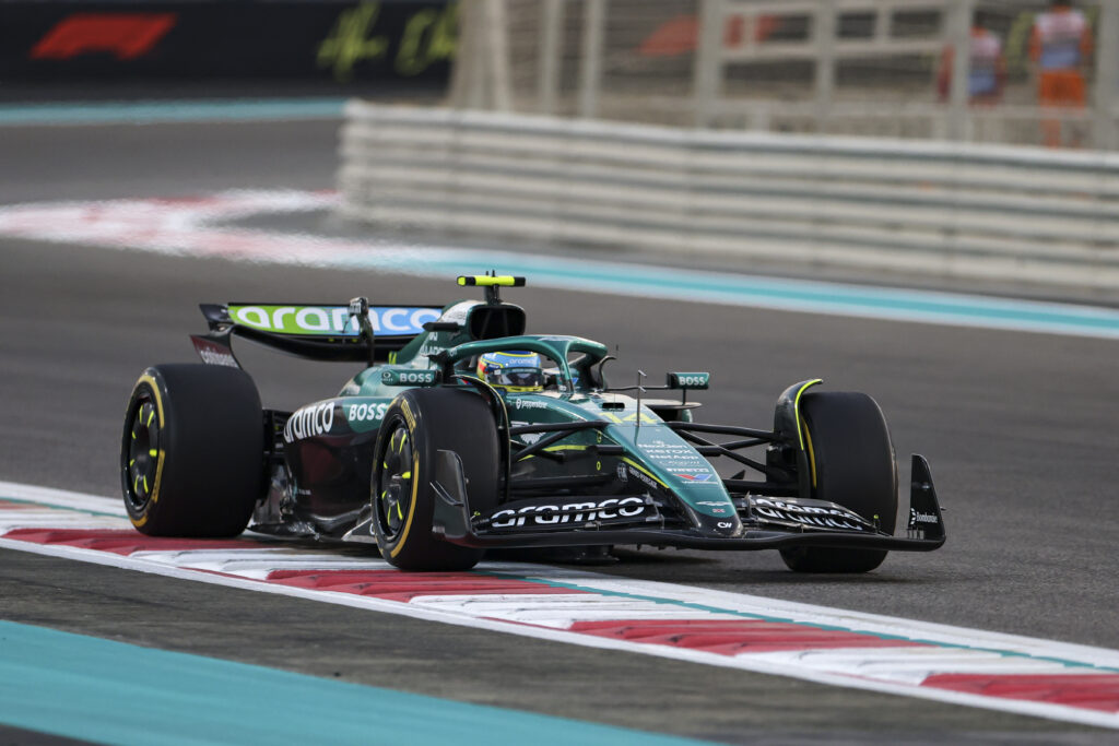 Aston Martin driver Fernando Alonso racing at the 2025 Formula 1 Abu Dhabi Grand Prix