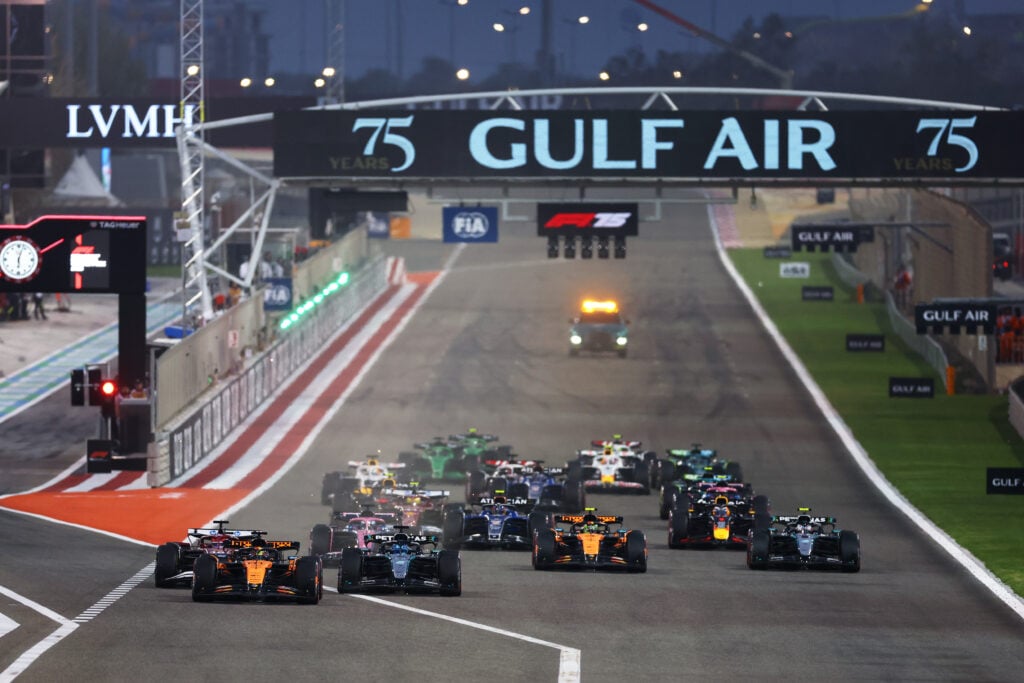 The start of the 2025 Bahrain Grand Prix