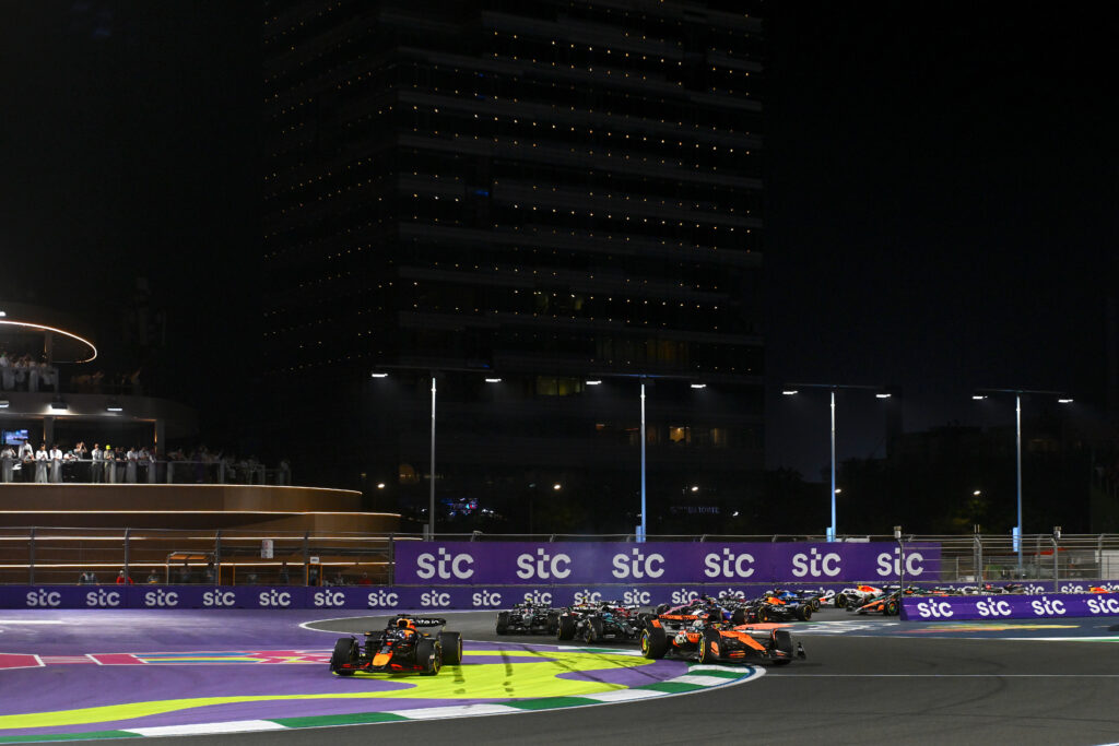 The start of the 2025 Formula 1 Saudi Arabian Grand Prix