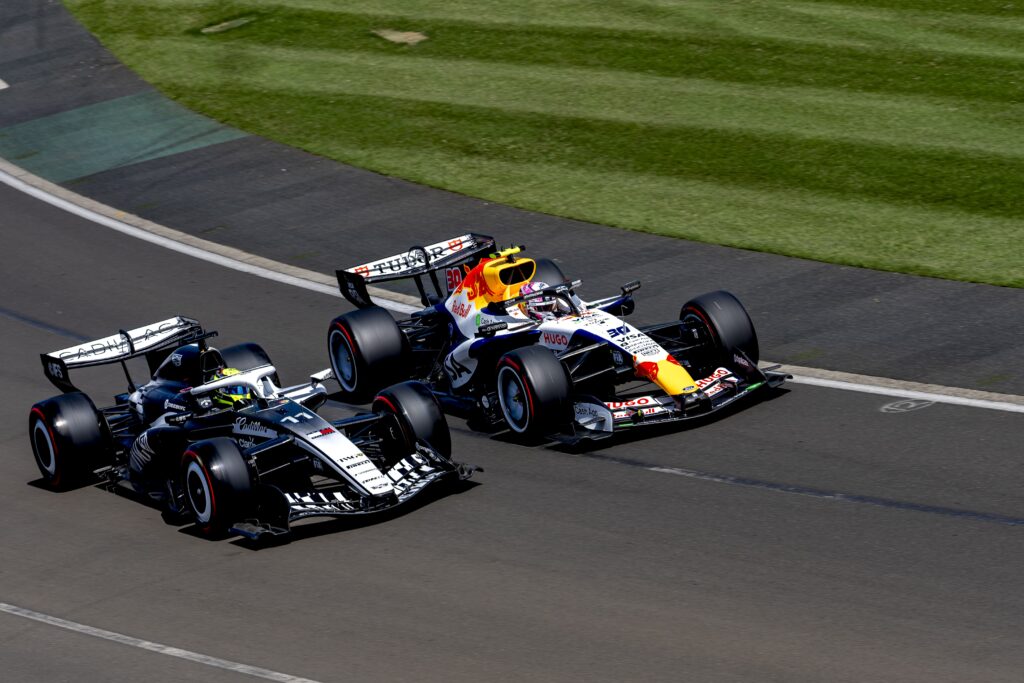 Cadillac's Sergio Perez and Racig Buls' Liam Lawson pictured during qualifying at the 2026 Australian Grad Prix