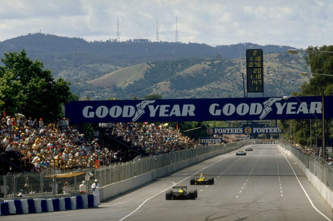 7 Mar 1990:  General view of competitors in action during the Australian Formula One Grand Prix held at the Adelaide circuit in Australia.   Mandat...