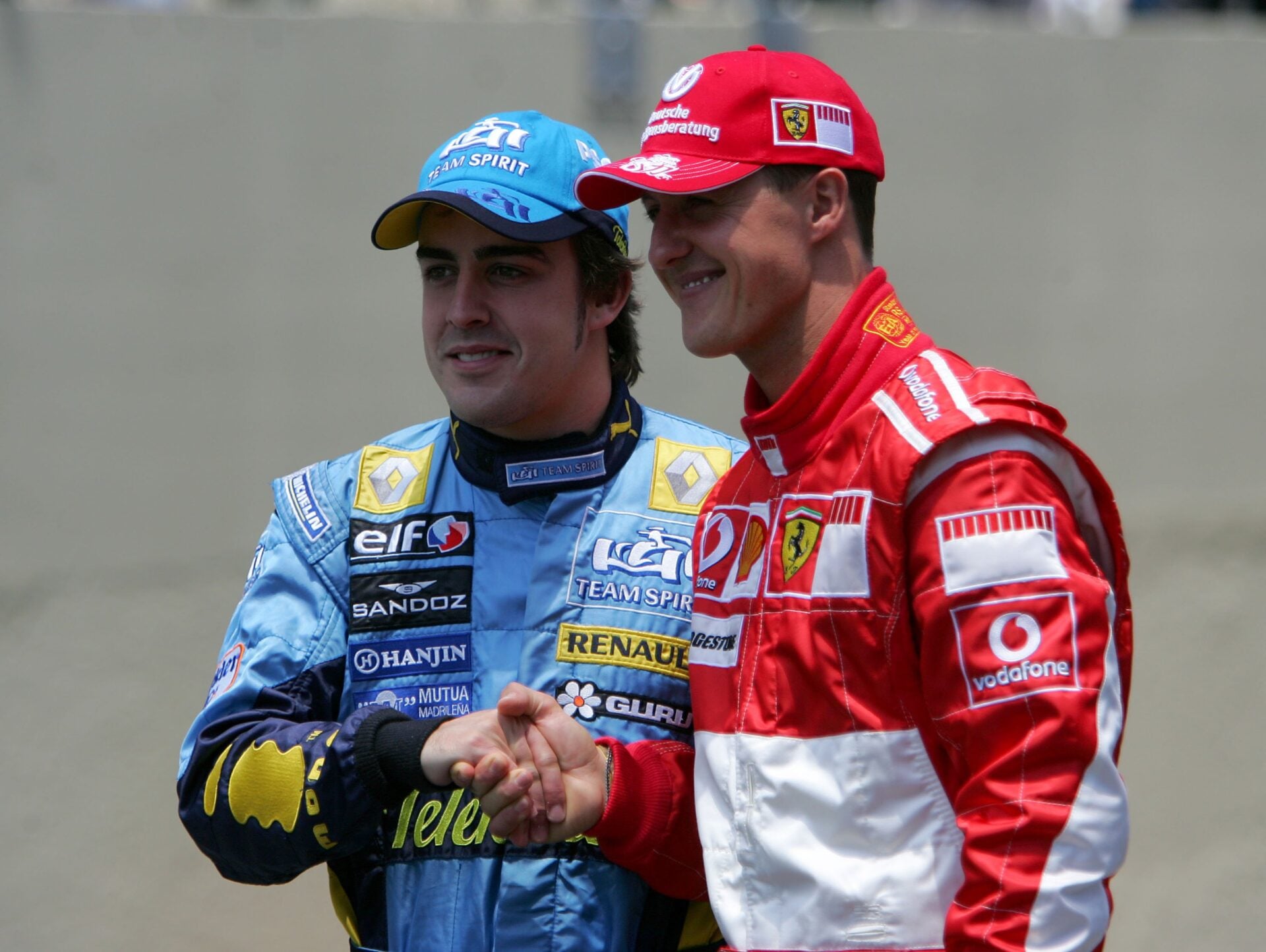 Team boss shares the simple reason Fernando Alonso beats Michael Schumacher after working with both
